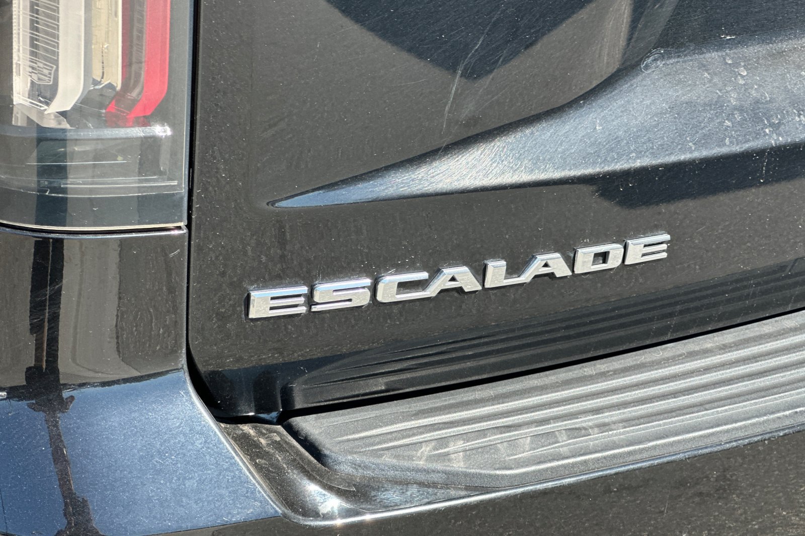 Used 2023 Cadillac Escalade Sport AWD/4WD image 38
