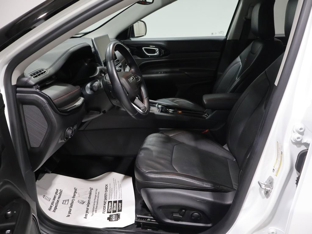 Used 2022 Jeep Compass Trailhawk w/ Trailhawk Elite Group AWD/4WD image 11