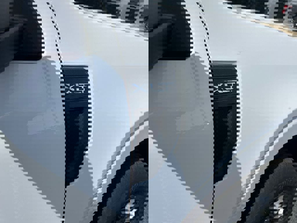 New 2025 Ford Maverick XLT w/ XLT Luxury Package image 22