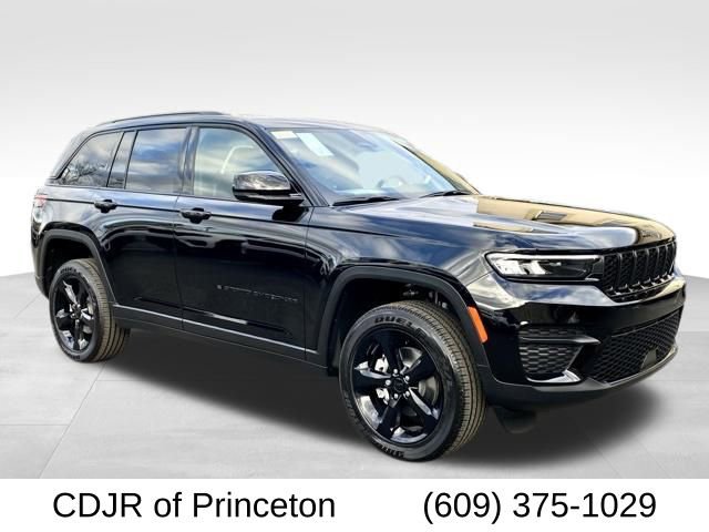 New 2025 Jeep Grand Cherokee Altitude