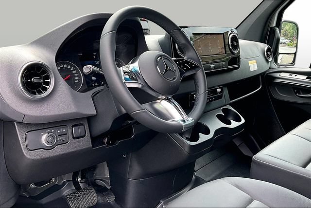 New 2026 Mercedes-Benz Sprinter 2500 image 8