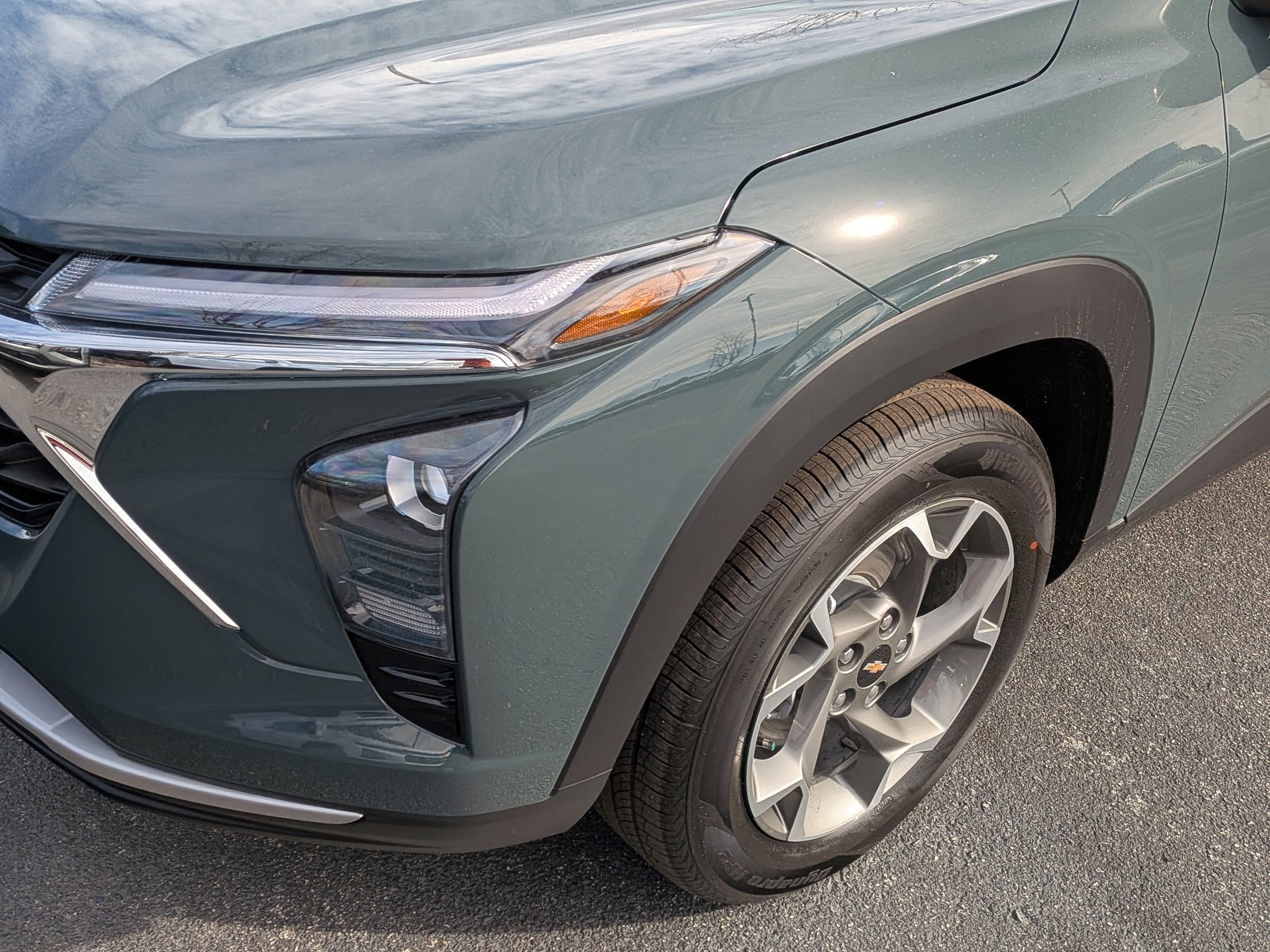 New 2026 Chevrolet Trax LT w/ Driver Confidence Package image 10