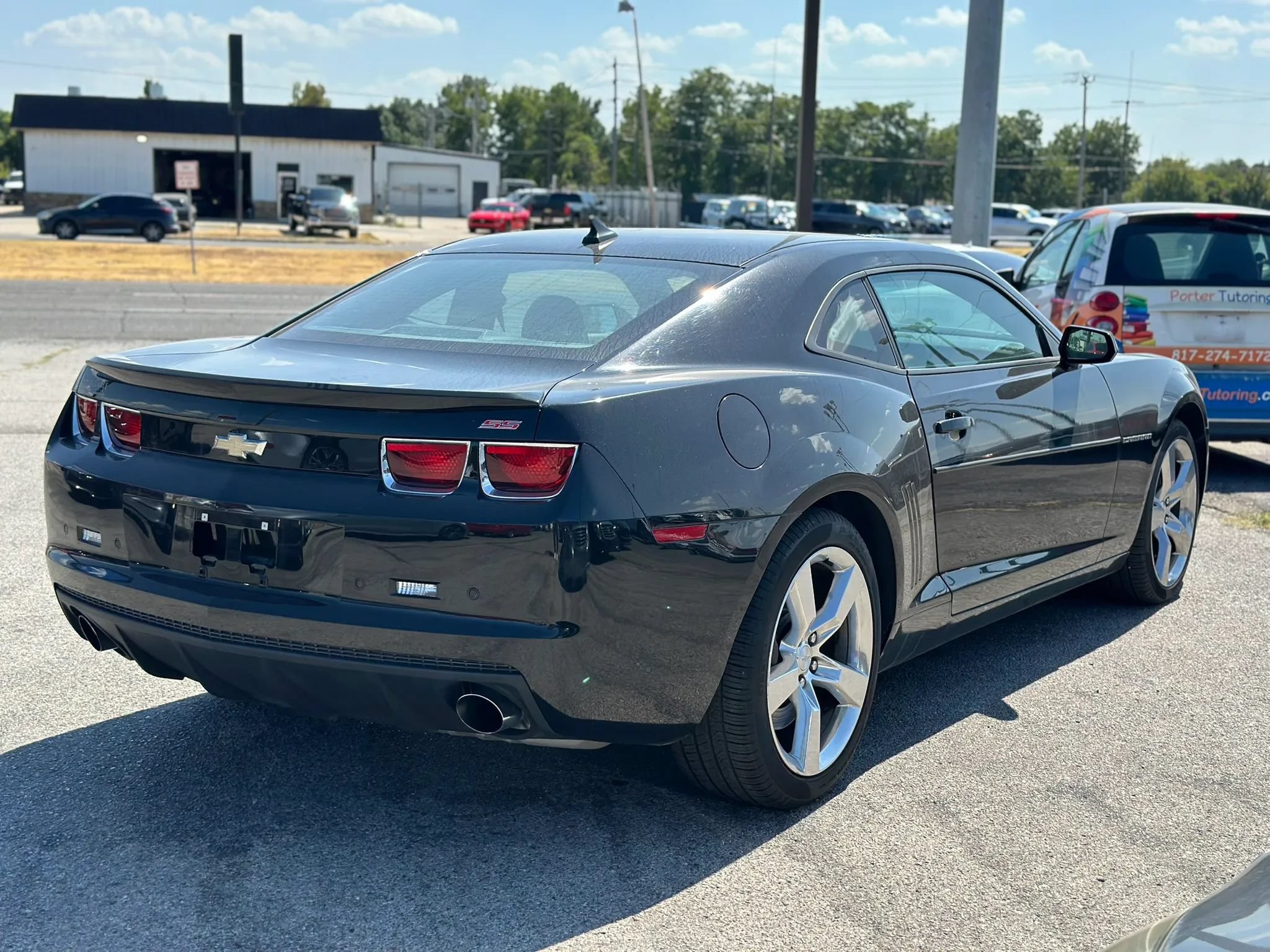 Used 2010 Chevrolet Camaro SS w/ RS Package RWD image 5