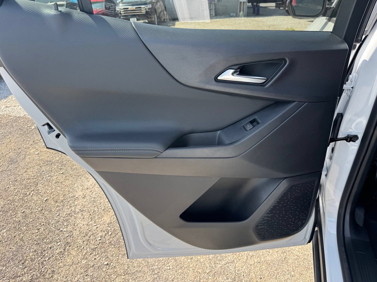 New 2027 Chevrolet Equinox LT AWD/4WD image 24