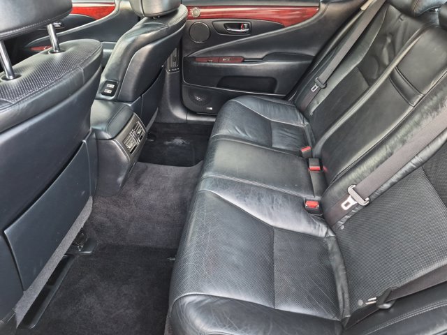 Used 2012 Lexus LS 460 w/ Luxury Value Edition RWD image 18