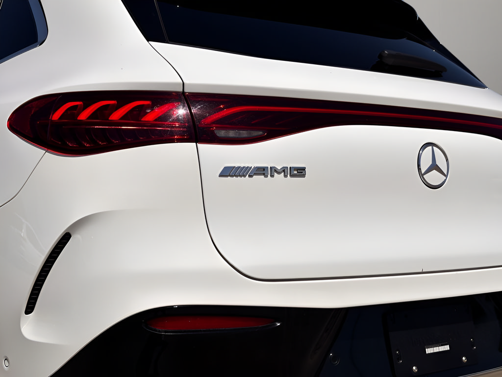 Used 2024 Mercedes-Benz EQE AMG 4MATIC SUV image 25
