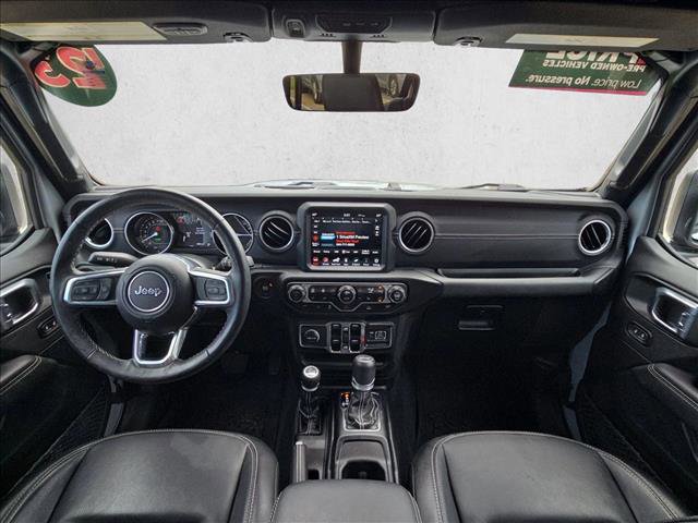 Used 2023 Jeep Wrangler Unlimited Sahara w/ Cold Weather Group AWD/4WD image 15