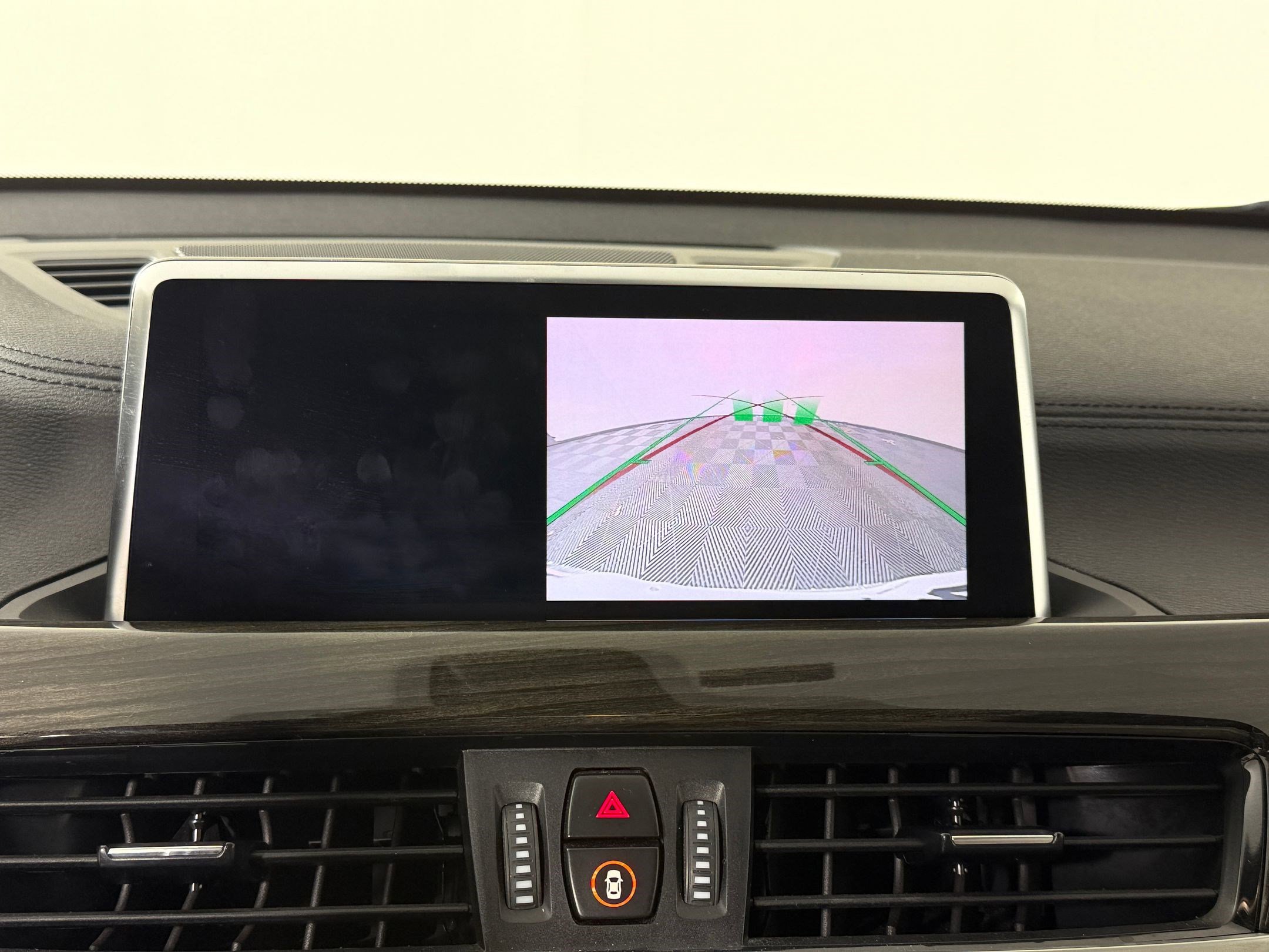 Used 2022 BMW X2 sDrive28i w/ Convenience Package image 25