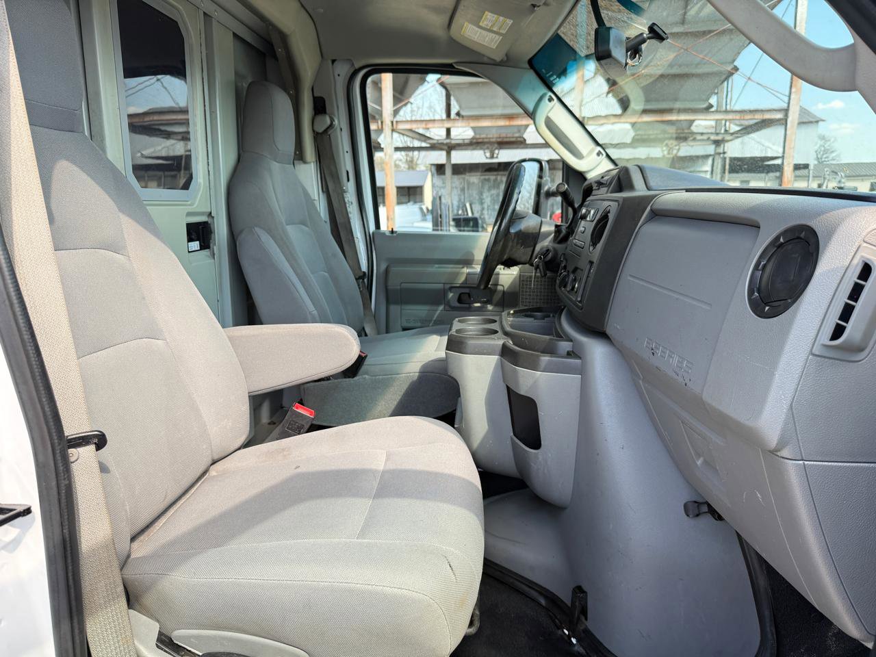 Used 2019 Ford E-350 and Econoline 350 Super Duty w/ Power Windows & Locks Group RWD image 18