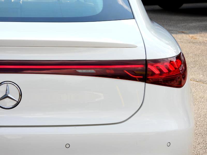 Used 2022 Mercedes-Benz EQS 450+ Sedan image 22
