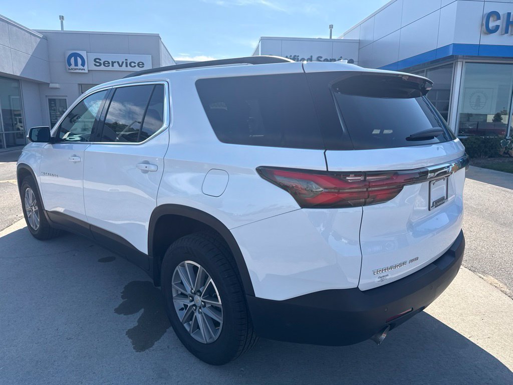 Used 2023 Chevrolet Traverse LT AWD/4WD image 7