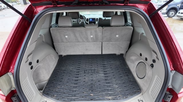 Used 2011 Jeep Grand Cherokee Laredo AWD/4WD image 14