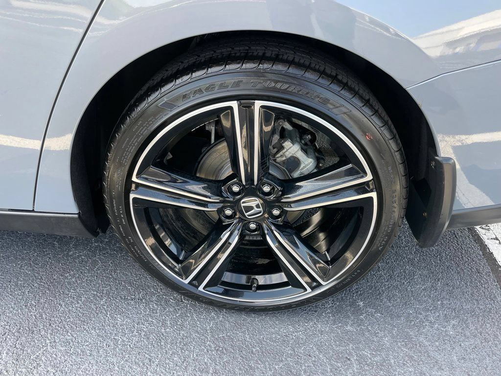 Used 2025 Honda Accord Sport image 42