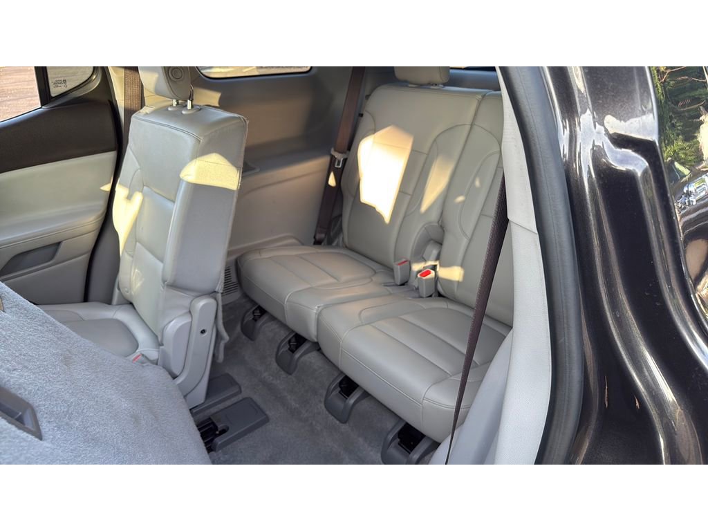 Used 2017 GMC Acadia SLT image 12