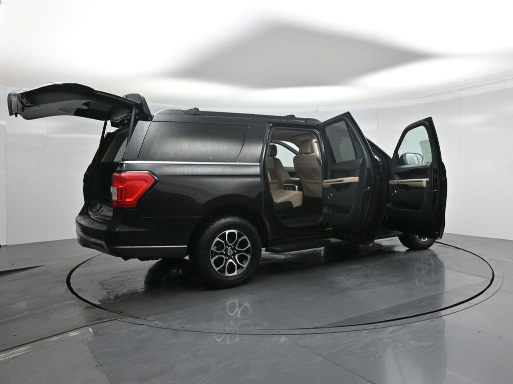 Certified 2024 Ford Expedition Max XLT image 6