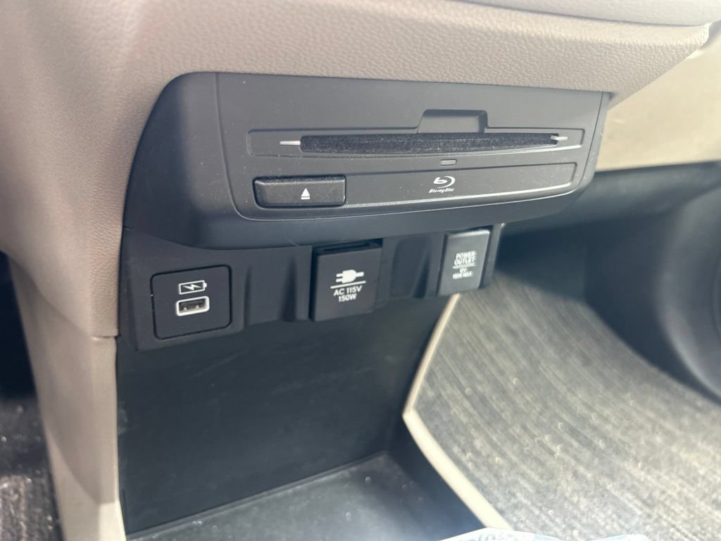 Used 2023 Honda Odyssey Elite image 20