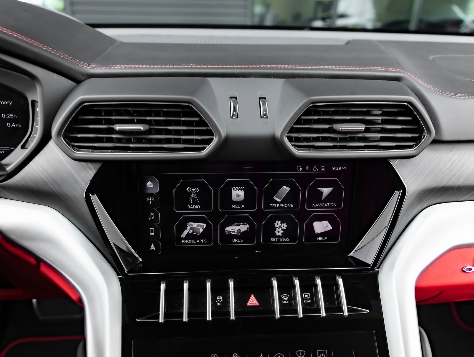 Used 2020 Lamborghini Urus image 29