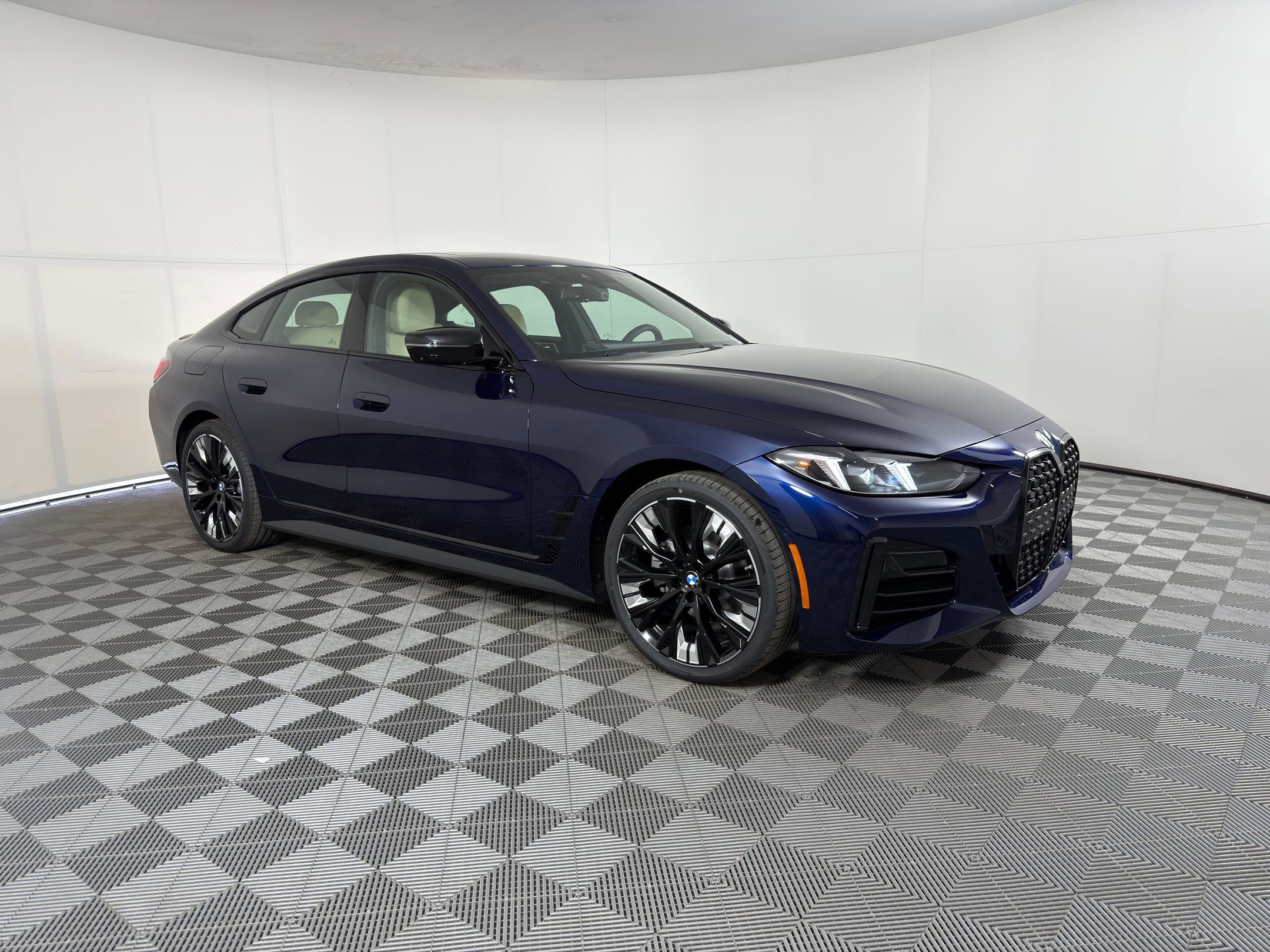 New 2026 BMW 430i w/ M Sport Package image 6