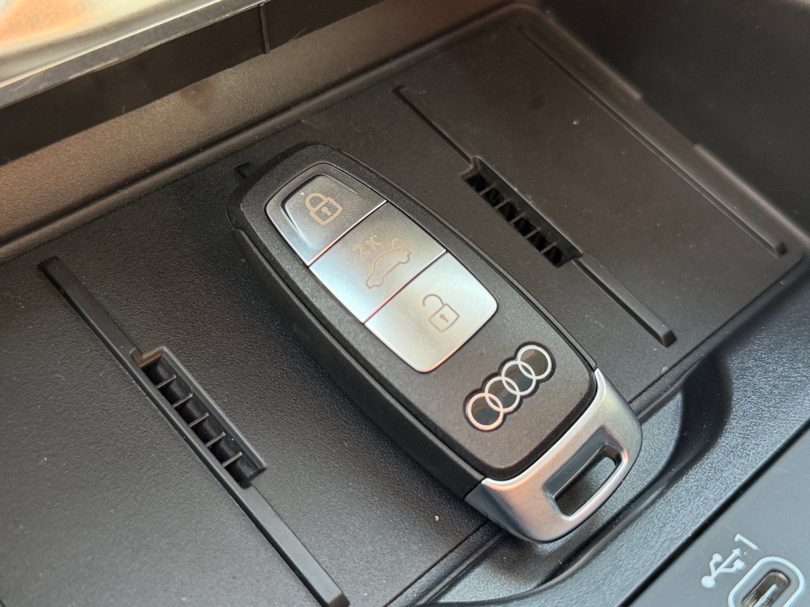 New 2026 Audi Q3 quattro 2.0T AWD/4WD image 27