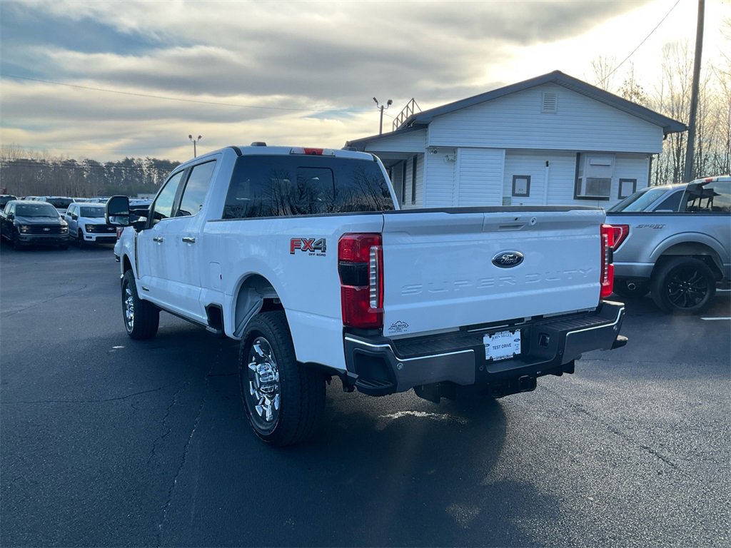 New 2026 Ford F250 Lariat w/ Chrome Package image 7