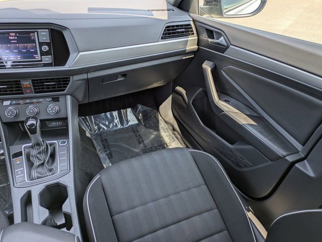 Certified 2024 Volkswagen Jetta Sport image 17