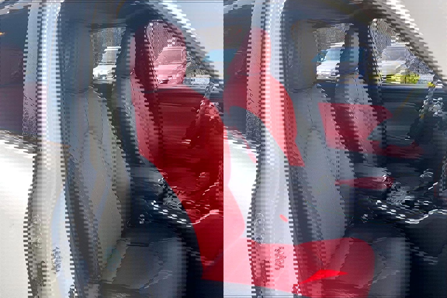 Used 2023 Toyota Highlander XSE image 9