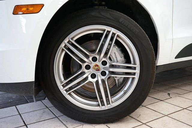 Used 2017 Porsche Macan S image 58