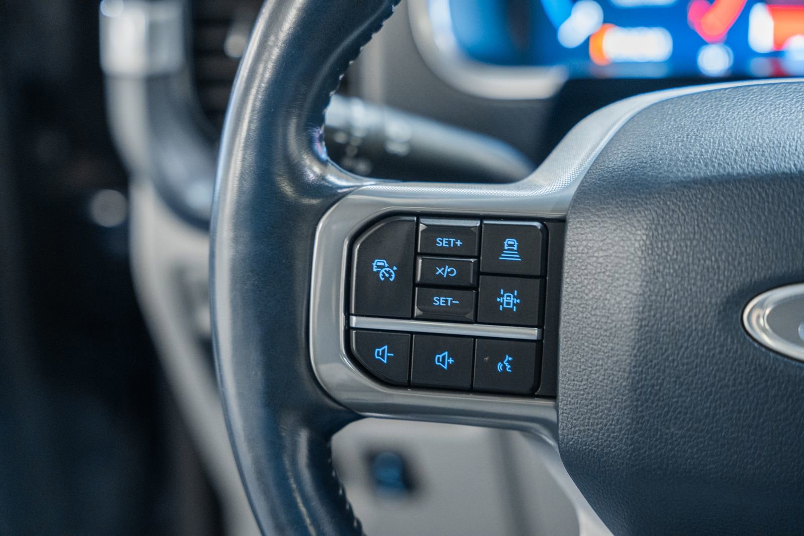 Used 2023 Ford F150 Limited image 41