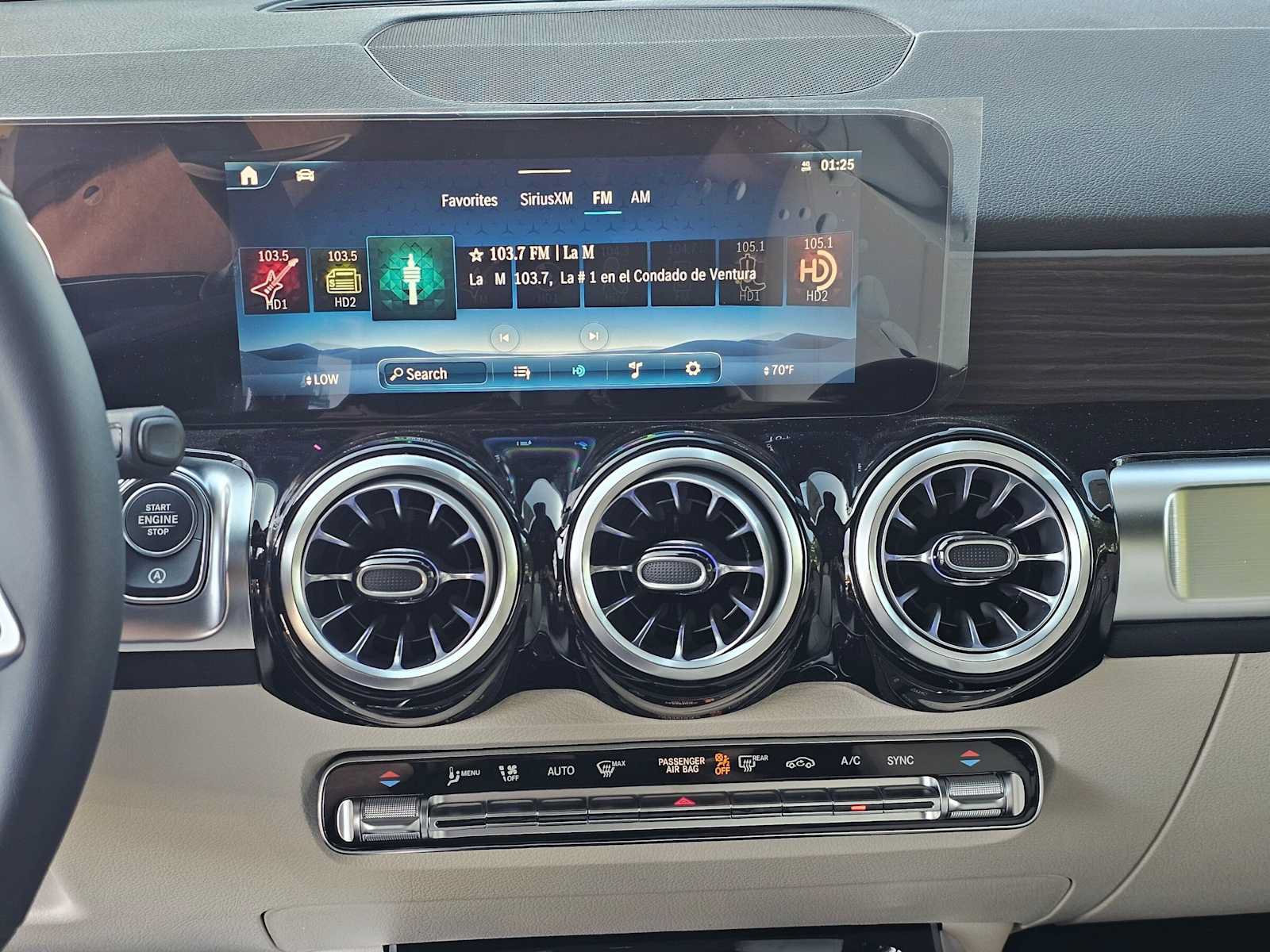 New 2026 Mercedes-Benz GLB 250 image 25