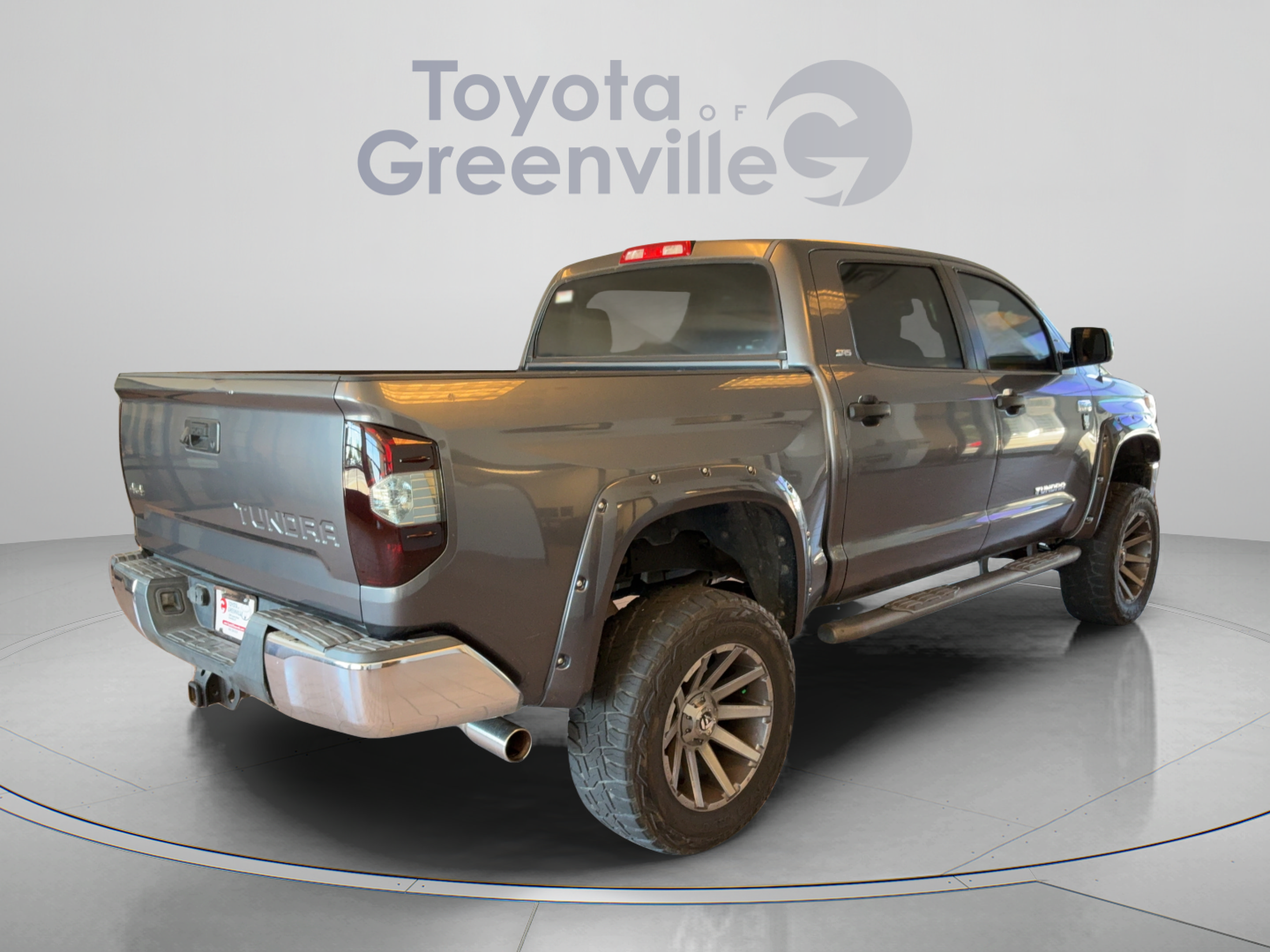 Used 2014 Toyota Tundra SR5 w/ SR5 Upgrade Package AWD/4WD image 6