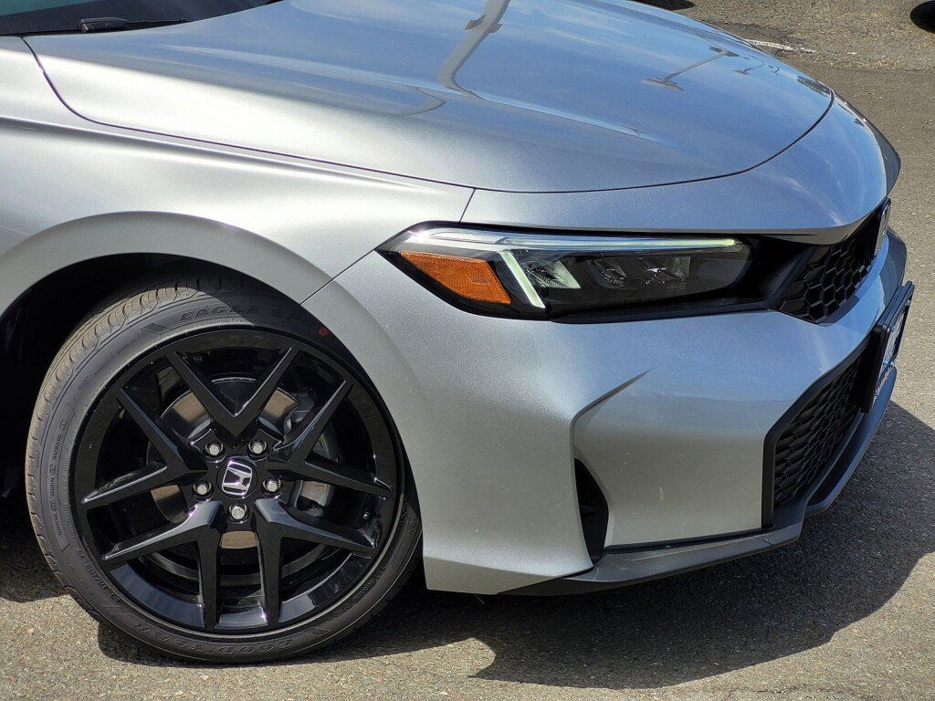 New 2026 Honda Civic Sport image 3