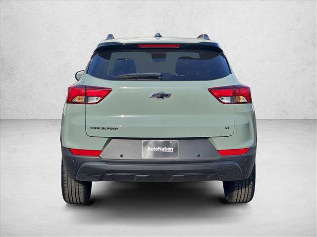 New 2026 Chevrolet TrailBlazer LT w/ Midnight Edition FWD image 8