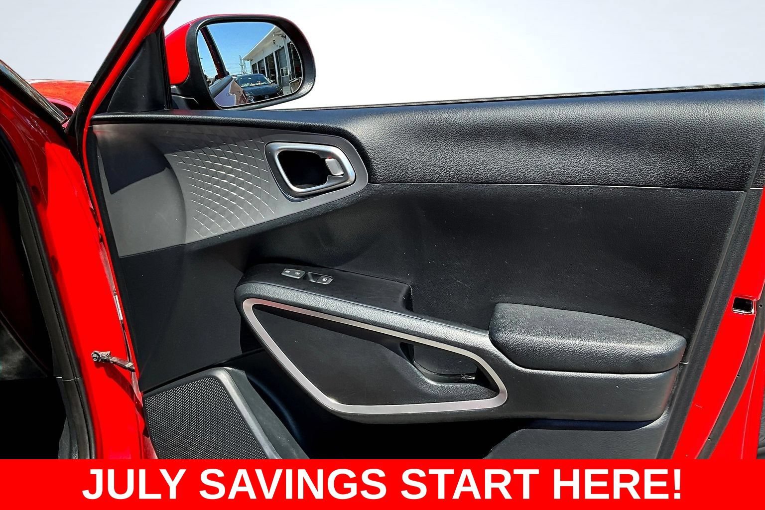Used 2023 Kia Soul LX w/ LX Technology Package FWD image 33