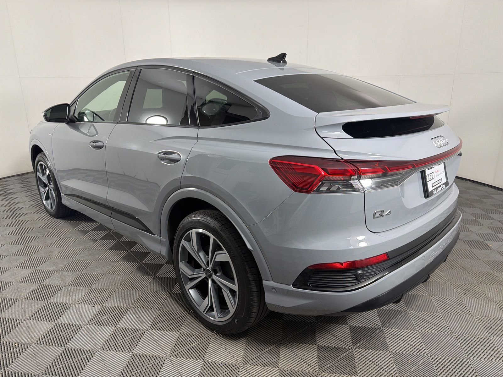 Used 2023 Audi Q4 e-tron Prestige w/ Black Optic Package image 5