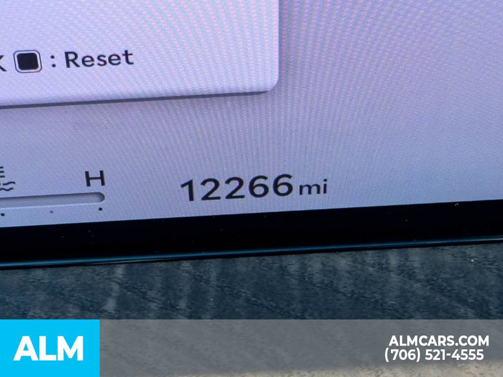 Used 2025 Genesis GV80 2.5T Advanced image 22