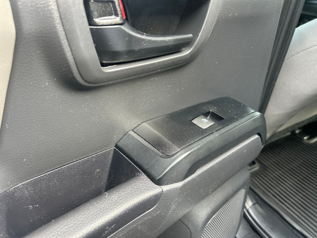 Used 2023 Toyota Tacoma SR AWD/4WD image 19