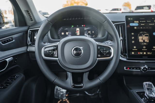 New 2026 Volvo XC90 B6 Ultra w/ Protection Package image 23