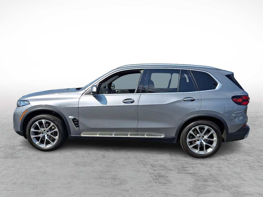 Used 2026 BMW X5 xDrive40i AWD/4WD image 2