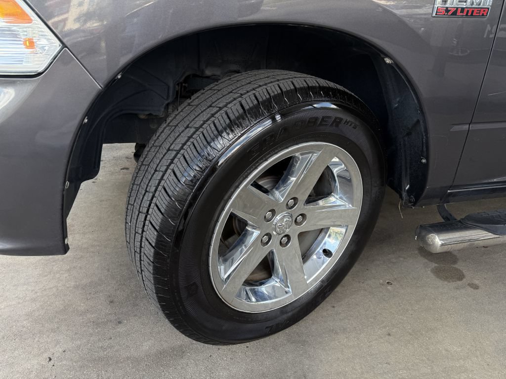Used 2014 RAM 1500 Express AWD/4WD image 24
