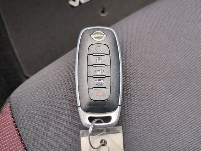 New 2025 Nissan Versa SR w/ Trunk Package FWD image 26