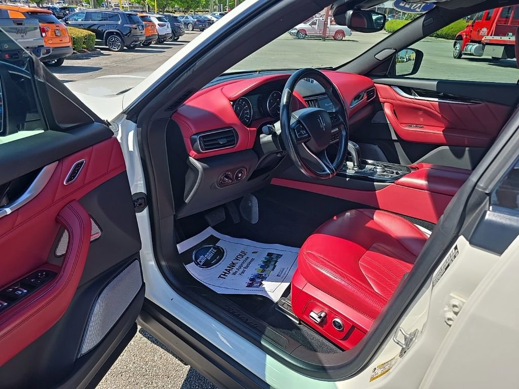 Used 2022 Maserati Levante GT image 12