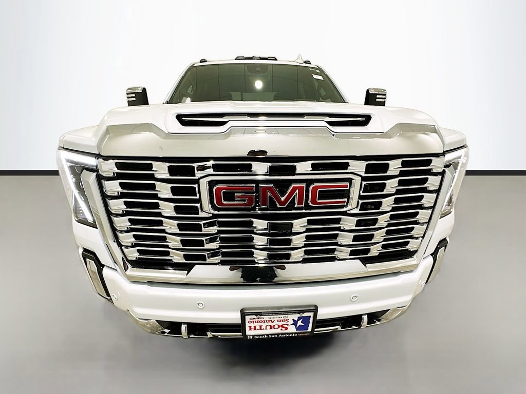 New 2026 GMC Sierra 2500 Denali w/ Denali Reserve Package AWD/4WD image 2