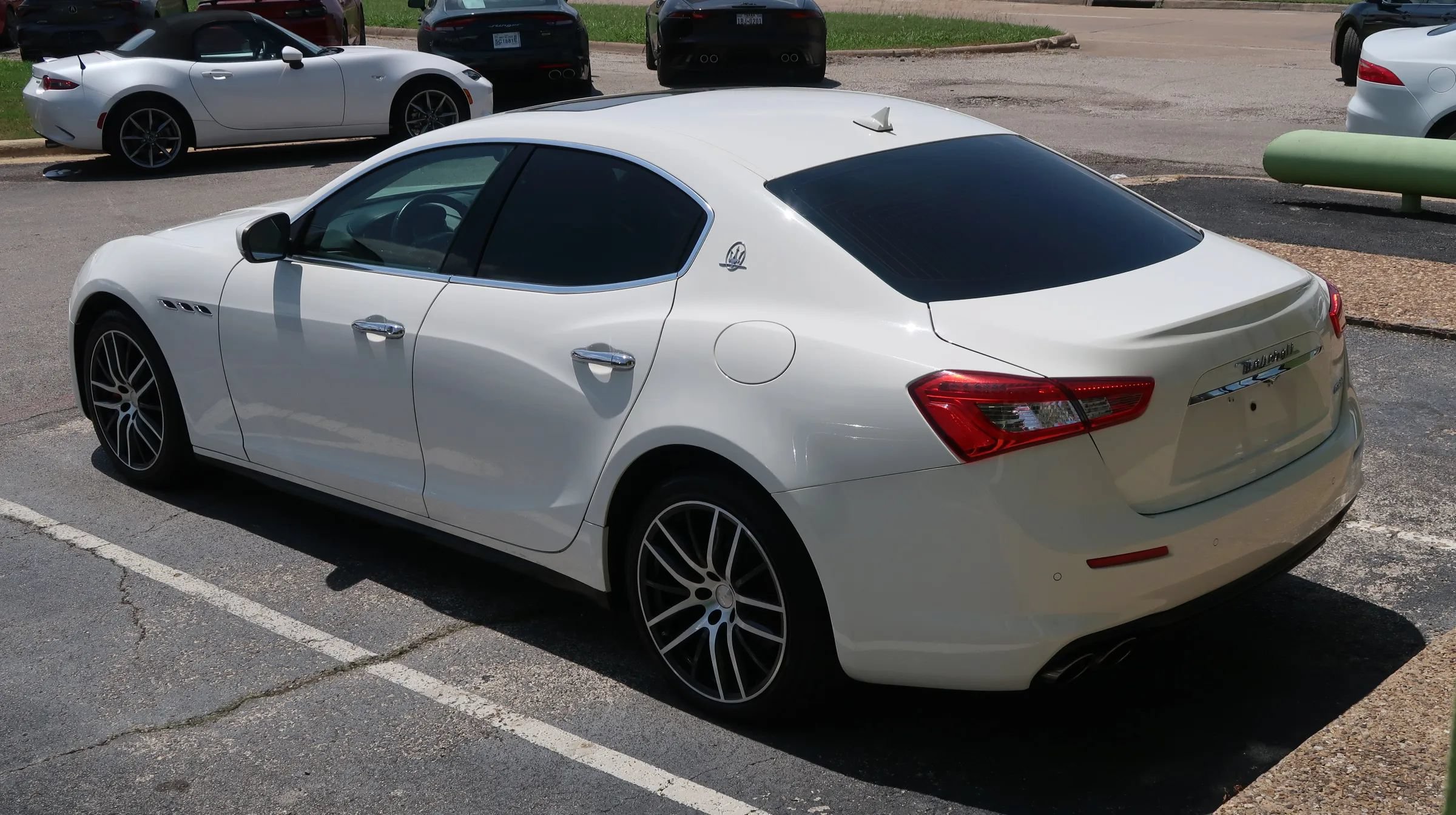 Used 2020 Maserati Ghibli RWD image 6