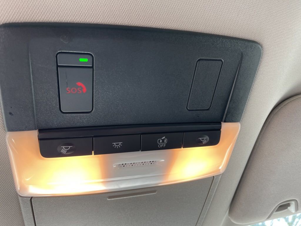 Used 2025 Nissan Pathfinder SL AWD/4WD image 24