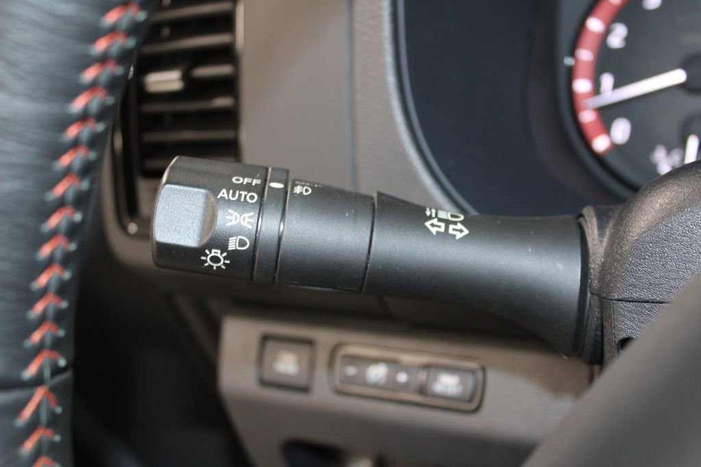 Used 2023 Nissan Frontier Pro-X w/ Pro-X Premium Package image 38