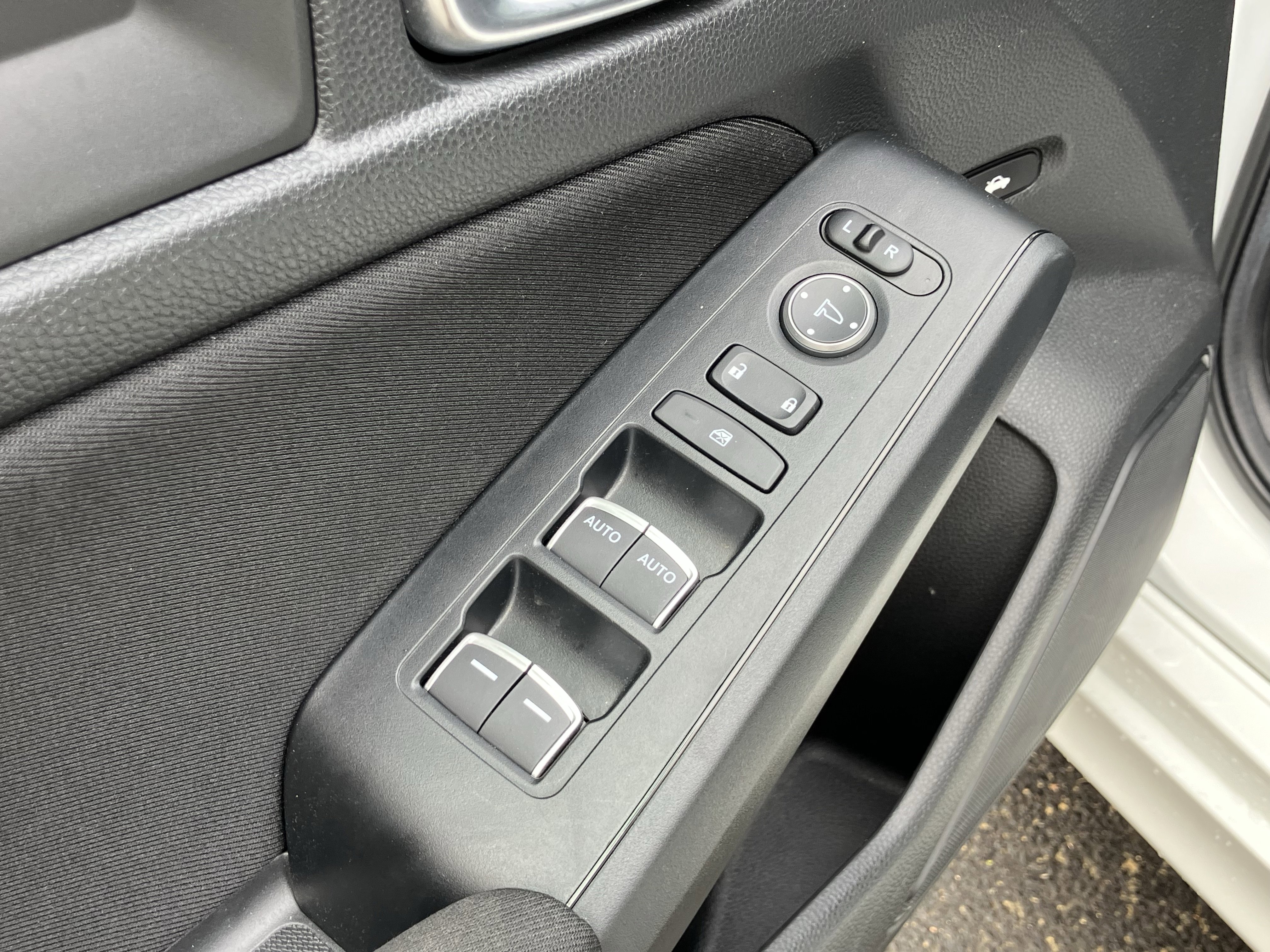Used 2025 Honda Civic Sport image 15