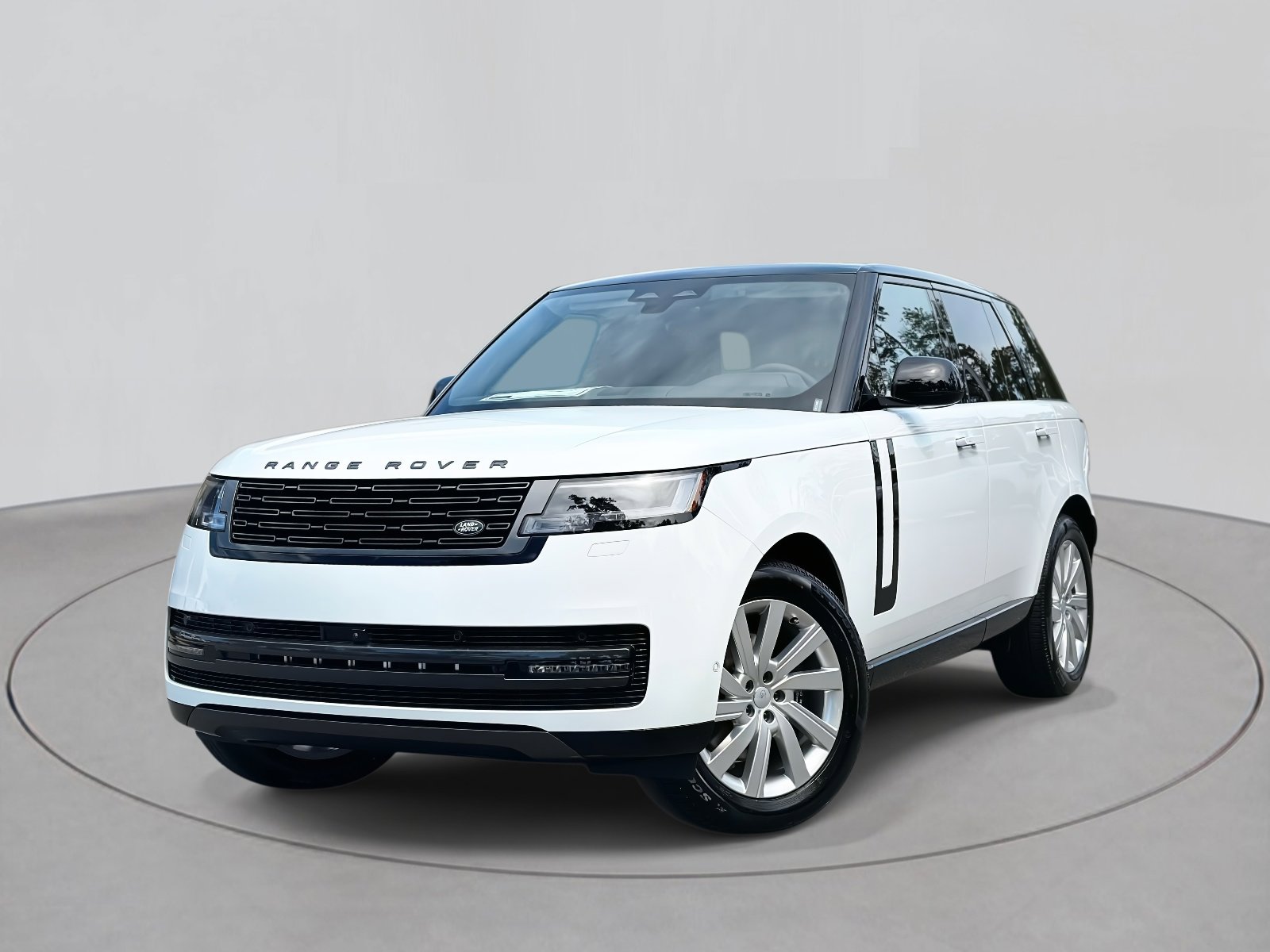 New 2025 Land Rover Range Rover SE
