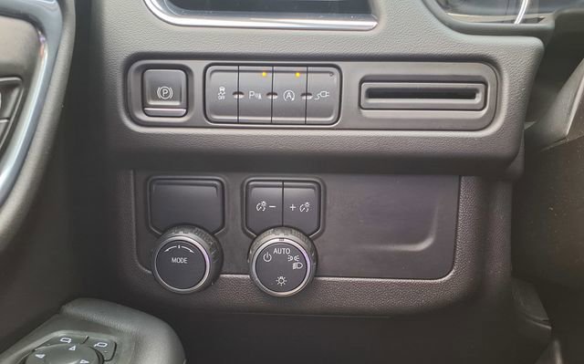 Used 2021 Chevrolet Tahoe LT image 27