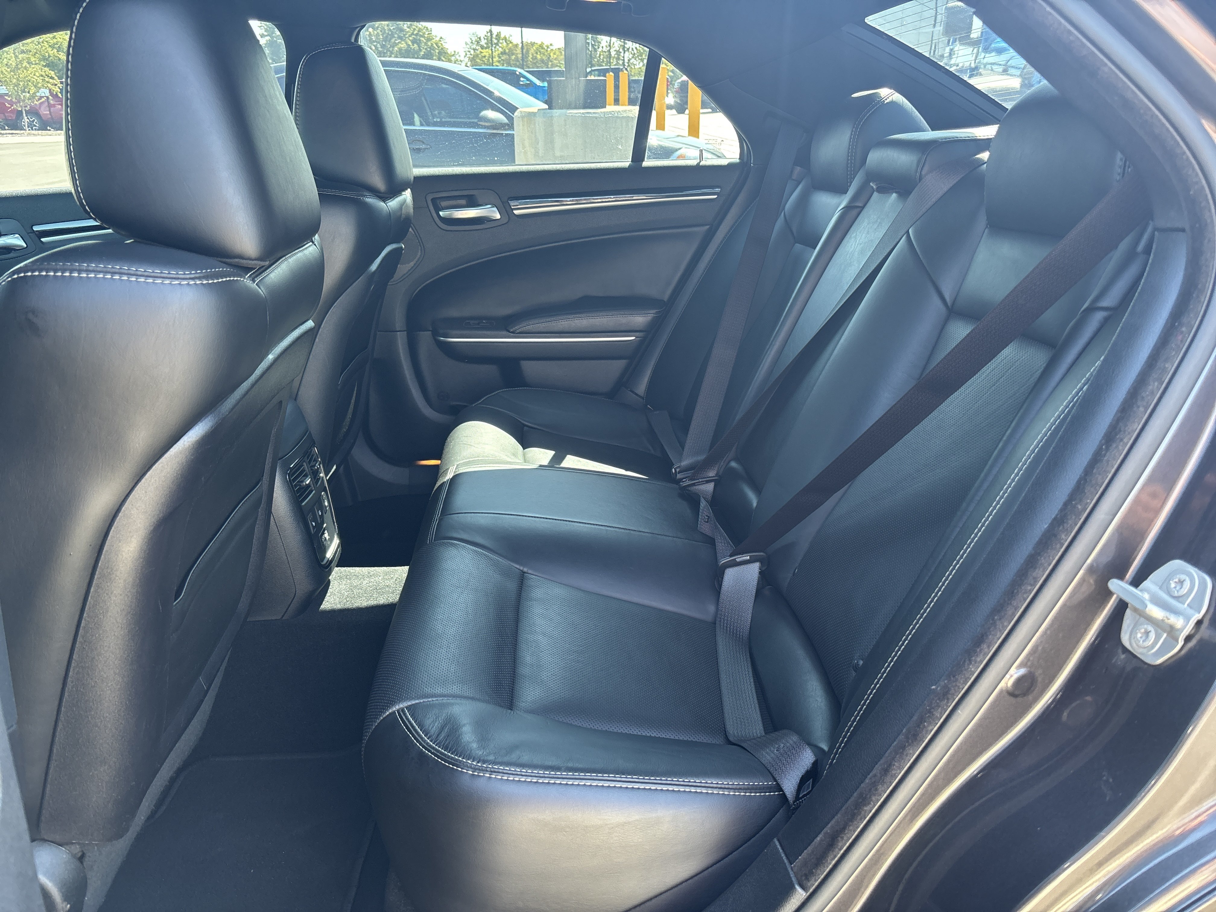 Used 2021 Chrysler 300 S w/ S Model Appearance Package RWD image 29