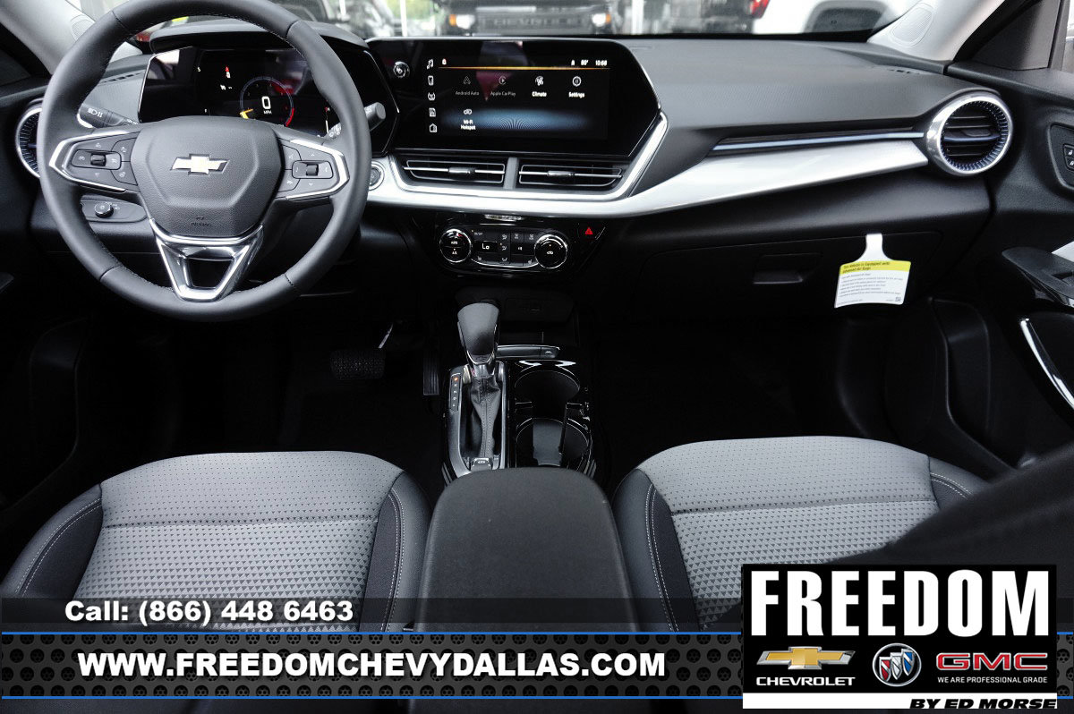 New 2026 Chevrolet Trax LT w/ LT Convenience Package FWD image 11